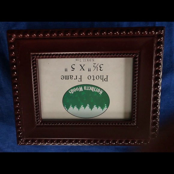Wooden keepsake box - Picture 1 of 3